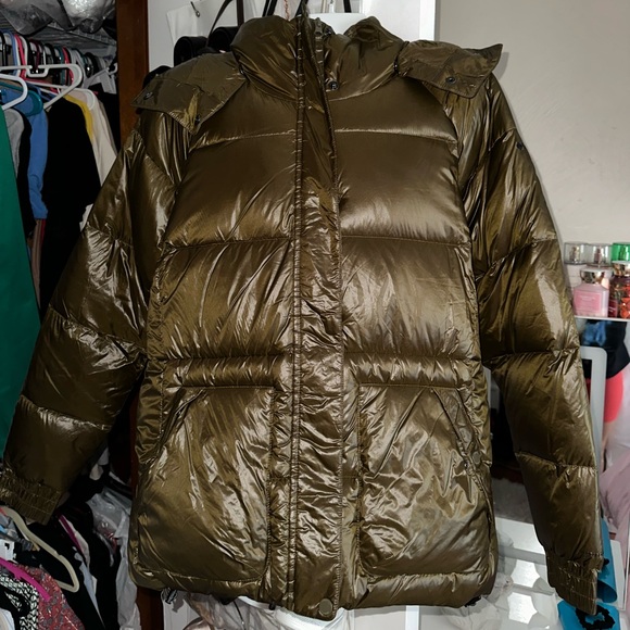Columbia Women's Northern Gorge Down Jacket - Picture 9 of 10